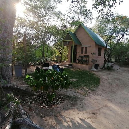 Mukuku Rest Camp Hotel Shimweghe Exterior photo