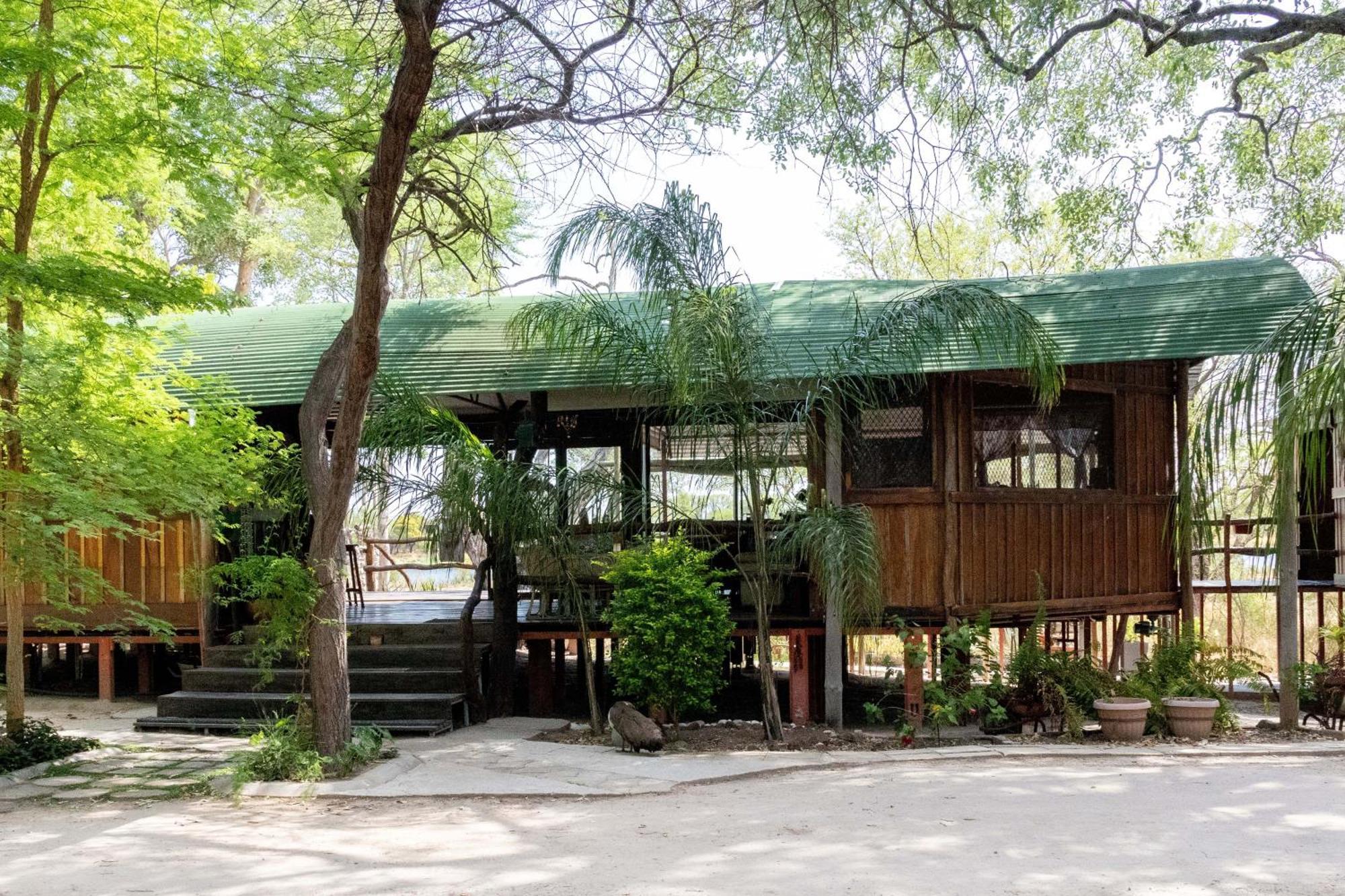 Mukuku Rest Camp Hotel Shimweghe Exterior photo